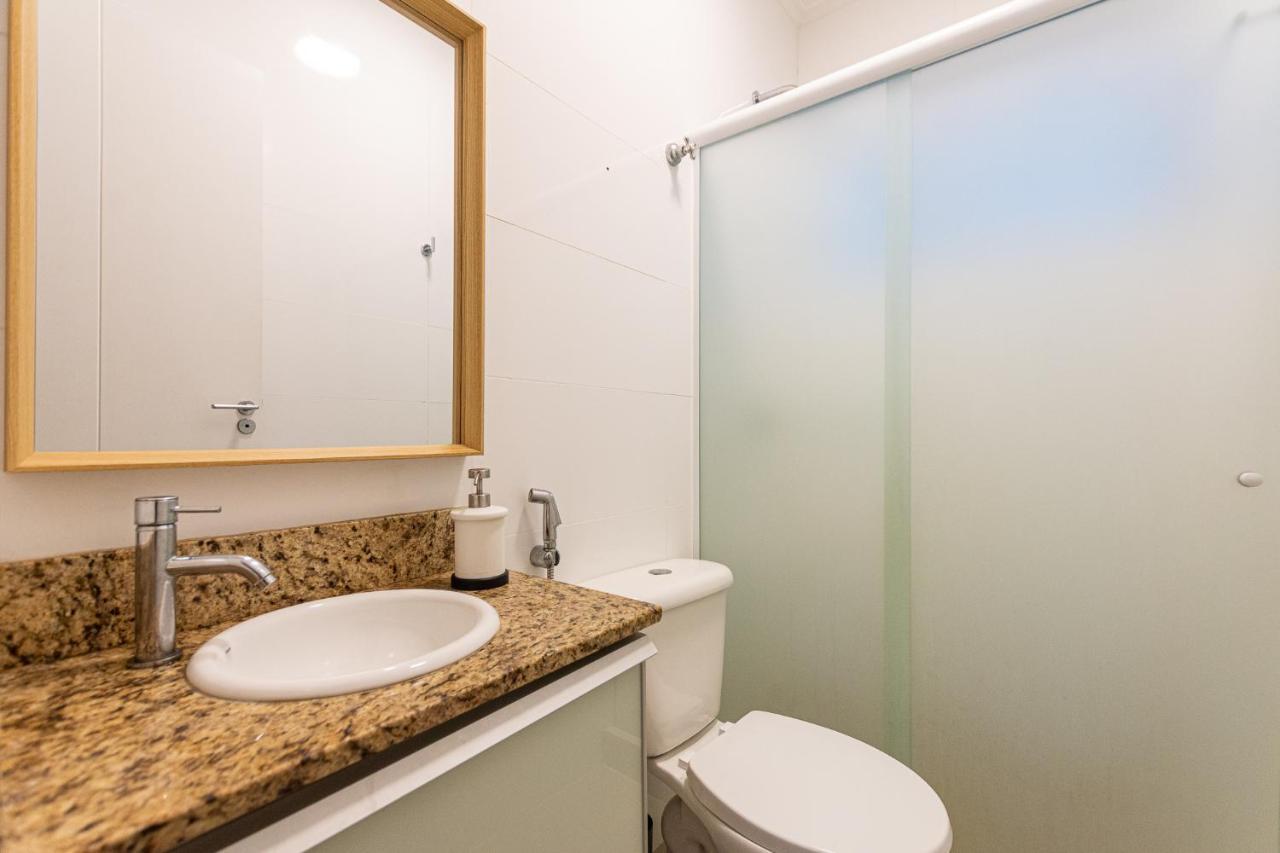Leblon Apto A Pe 50 Metros Apartment *